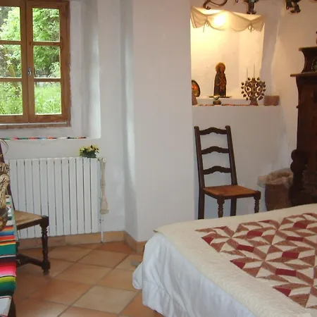 Domaine De Lara Bed & Breakfast Barcelonnette