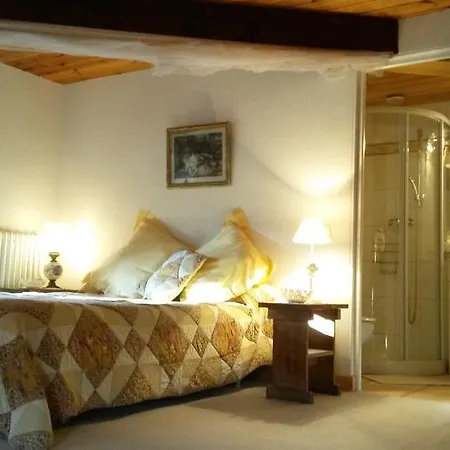 Domaine De Lara Bed & Breakfast *
