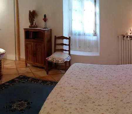 Domaine De Lara Bed & Breakfast